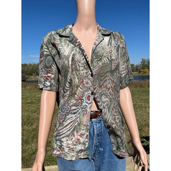 Vintage Trippy Button up - Picture 2 of 5